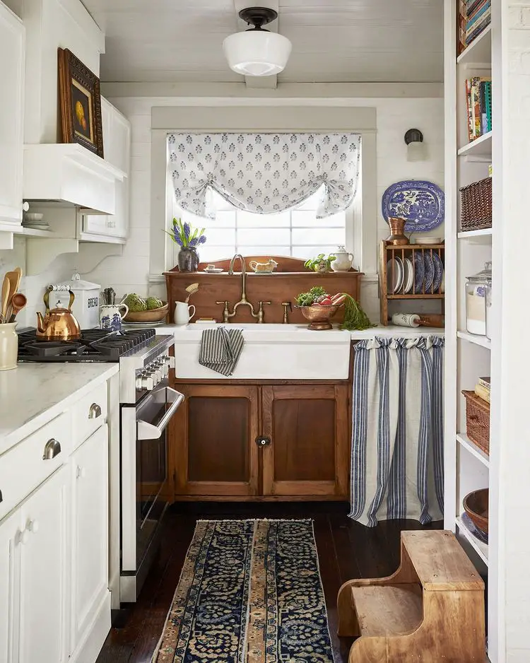Vintage kitchen coziness